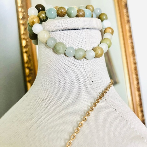 Vintage Green Aventurine Necklace & Stone Bracelet Stack - Picture 3 of 15